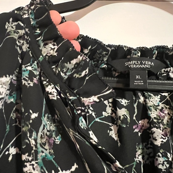 #31 SIMPLY VERA WANG • RUFFLE NECK • GARDEN FOLIAGE TOP - Picture 4 of 6